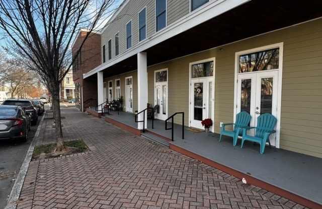 2413 E Marshall st photos photos