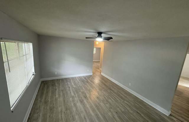 20822 SW Marine Boulevard Gallery 4