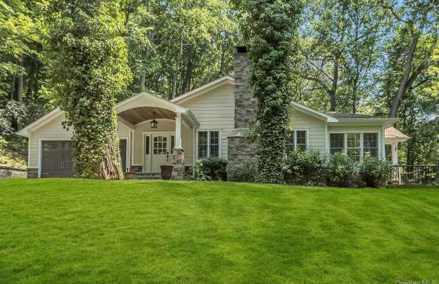 10 Laurel Cove Road Gallery 1