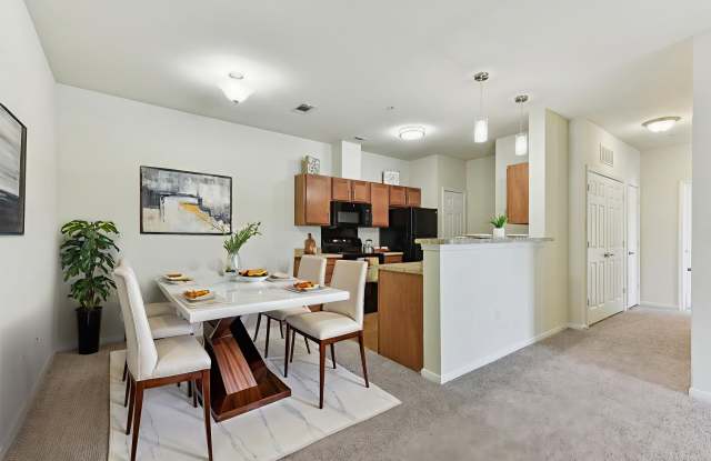 Fairway Landings at Plum Creek - Affordable Housing Gallery 2