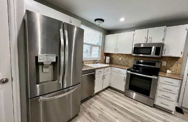 4101 Rogers Ave - 4101 Rogers Avenue, Cheyenne, WY 82009