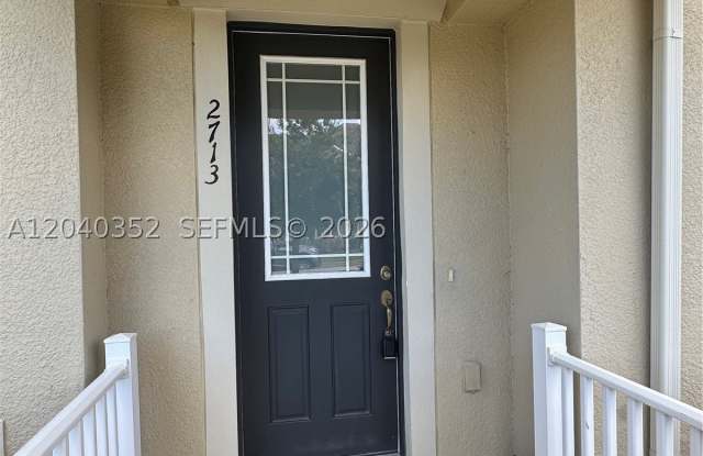2713 Giardino Loop photos photos