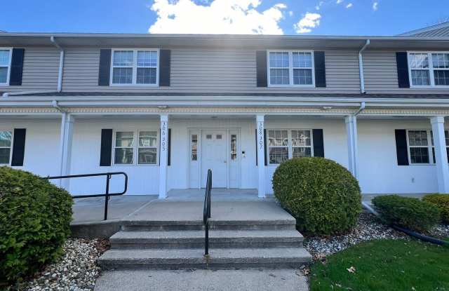 Beautiful Two Bedroom, Two Bath Condo in Ludlow. Available Now! photos photos