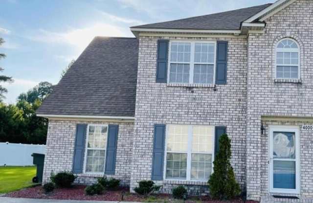 4000 Lucerne Court Gallery 1