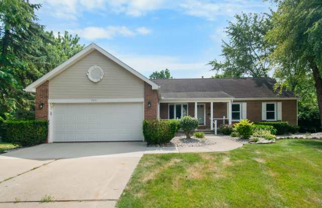 1511 Fall Creek Lane Gallery 3