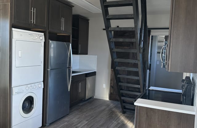 623 Northwest Cedar Avenue - 623 Northwest Cedar Avenue, Redmond, OR 97756