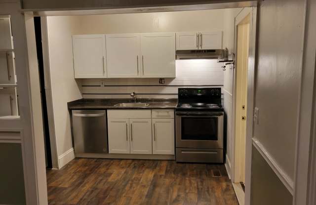 2700 Clemson Avenue photos photos