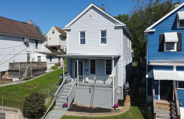 13 E C Street - 13 East C Street, Brunswick, MD 21716