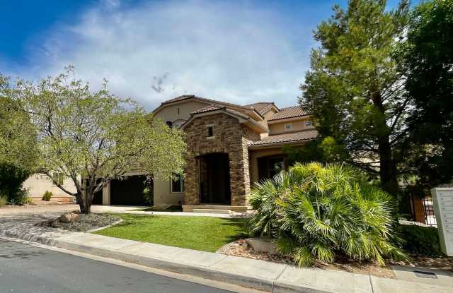 Beautiful Five Bedroom with Office in Desert Hills Gallery 3