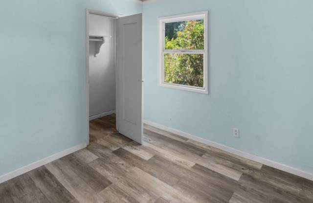 Beautiful 2 bedroom Cottage Gallery 3