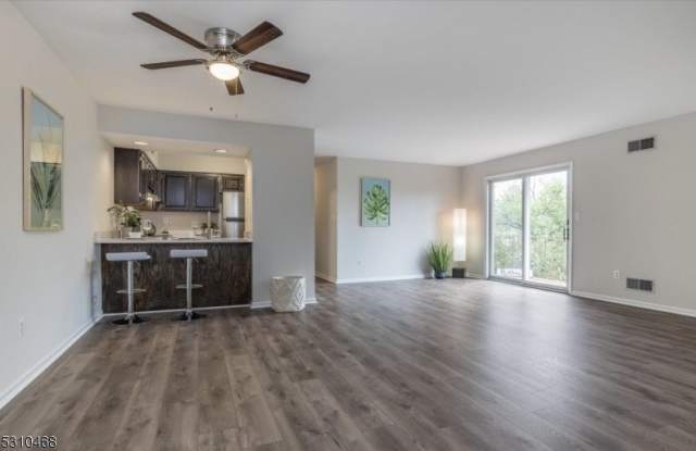 317 Ringwood Ave photos photos