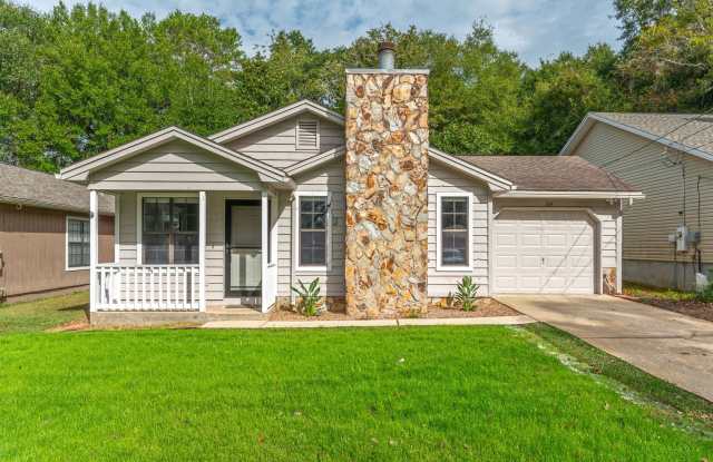 Updated Home in Prime Niceville Location! Gallery 1