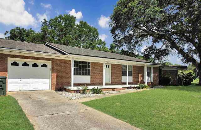4547 Marseille Dr photos photos