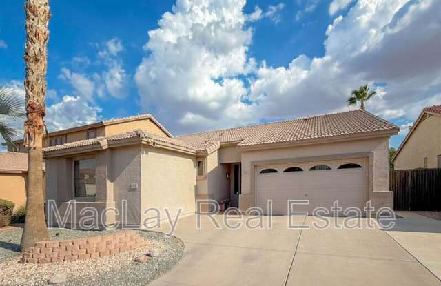 203 W Cedar Dr Gallery 1