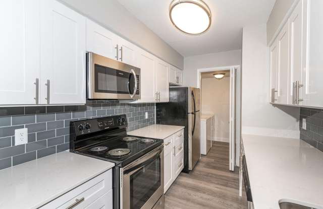 Riverbend Apartments photos photos