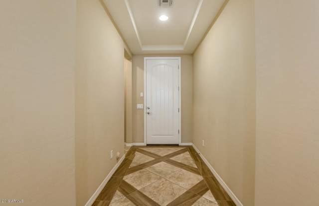 18234 W MONTECITO Avenue Gallery 4