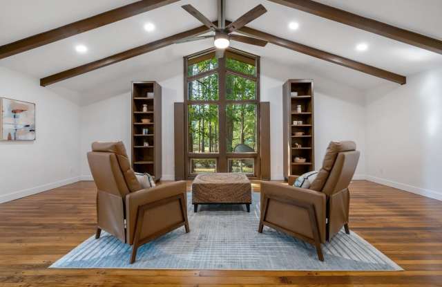 7916 Skipper Lane Gallery 3