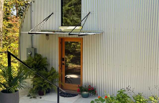 608 Lookout Court - 608 Lookout Court Southeast, Knoxville, TN 37920