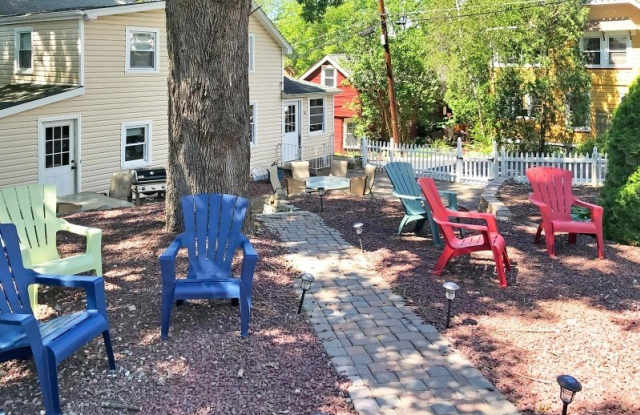 16 Whitfield Pl Gallery 3