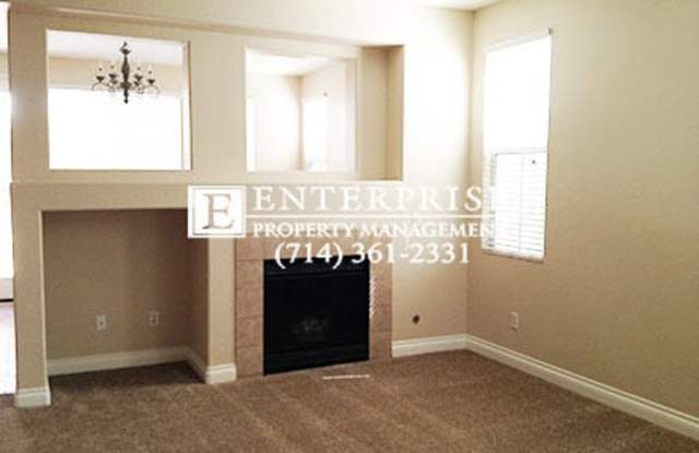 6818 Rockrose Street Gallery 2