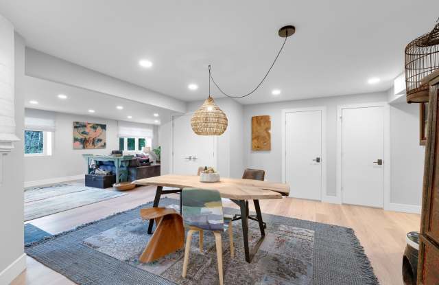 11477 Gracey LaneUnit R Gallery 3