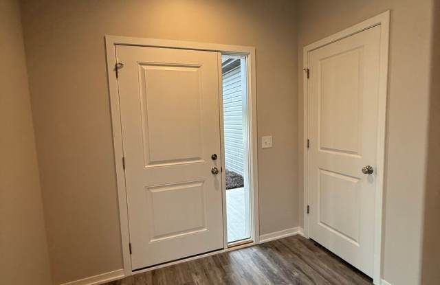 Brand New 3 bedroom/3 bath ranch townhome in Waverly Gallery 3