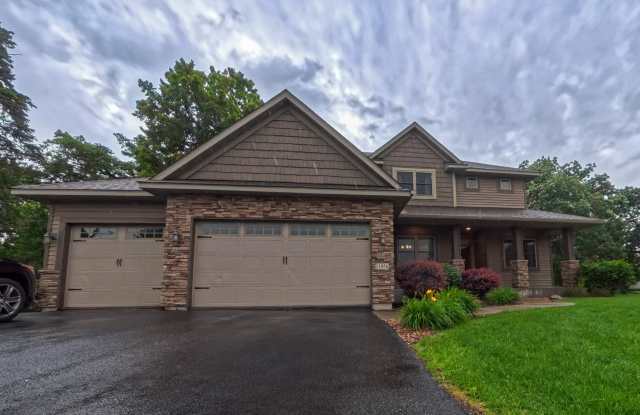 11956 Castle Rock Court North photos photos