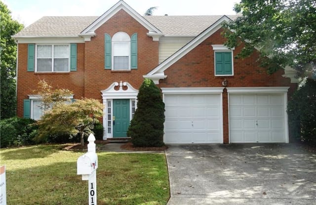 1015 Lyndhurst Way - 1015 Lyndhurst Way, Roswell, GA 30075
