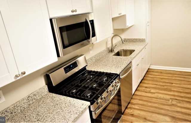 11818 BRETON CT #1A Gallery 4