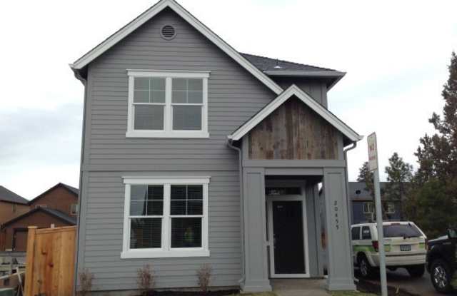 3 Bedroom / 2.5 Bath Home in SE Bend photos photos