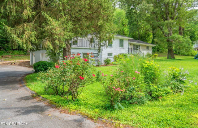 4412 Bruhin Rd - 4412 Bruhin Road, Knoxville, TN 37918