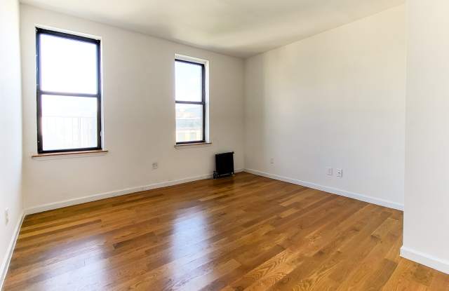556 West 156th Street Gallery 3