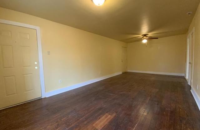 1513 Maple Ave Unit 102 Gallery 4