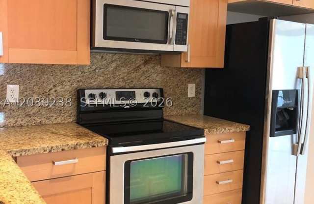 16231 Emerald Cove Rd Gallery 2