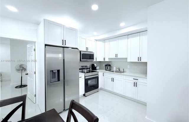 4600 W 8th Ave photos photos