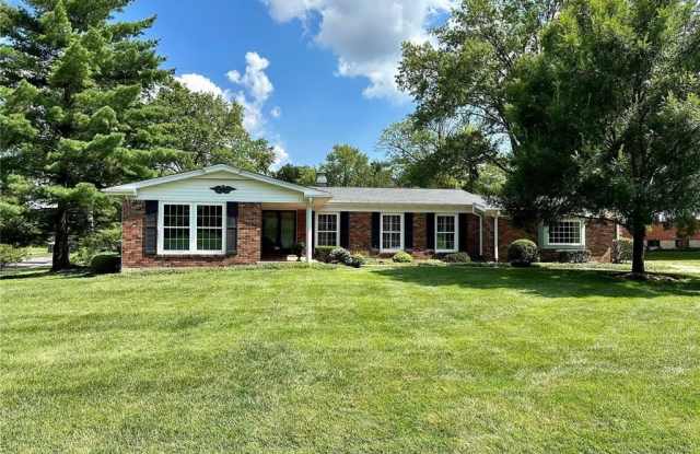 825 Woodruff Drive - 825 Woodruff Drive, Ballwin, MO 63011