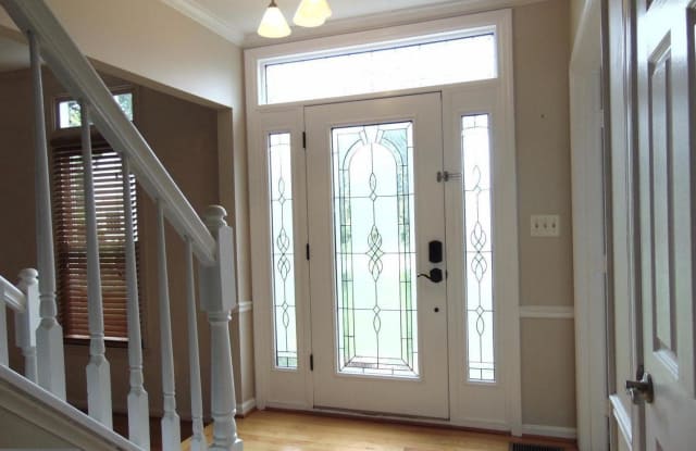 20712 EDGEBROOK COURT Gallery 4