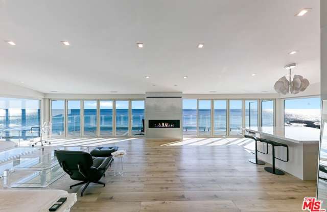 25216 Malibu Rd photos photos