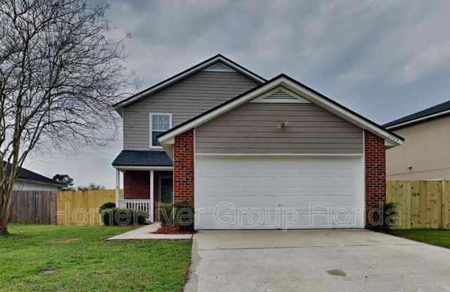3724 Star Leaf Rd - 3724 Star Leaf Road, Jacksonville, FL 32210