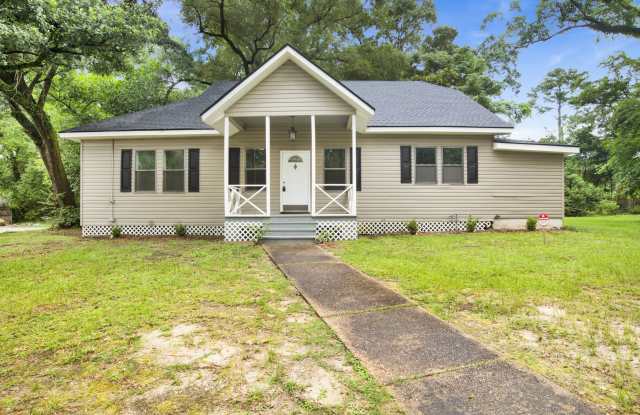 1633 Phillips Lane Gallery 1