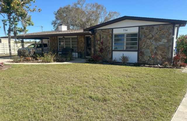 734 Memorial Dr photos photos