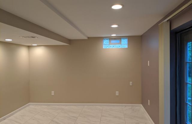 4104 SWISS STONE Drive Gallery 4