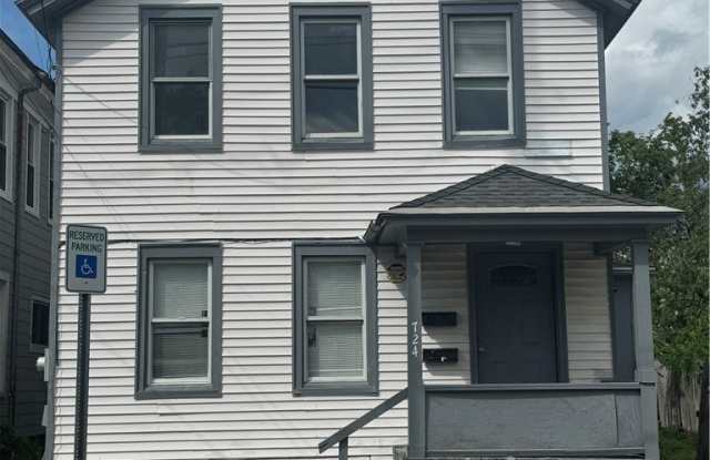 724 Warren Street photos photos