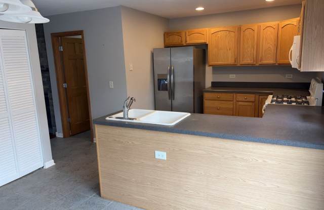 14638 Patriot Square Drive W Gallery 3