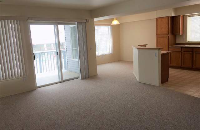 2305 West Woodin Avenue Unit 2D - 1 Gallery 3