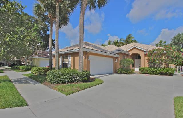 200 S Hampton Drive photos photos