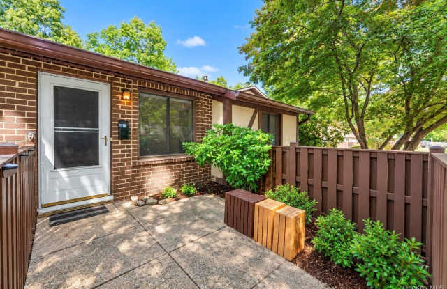 167 Cambridge Drive Gallery 4