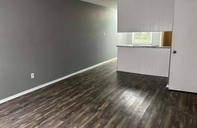 1718 Kings Chapel Road - B photos photos