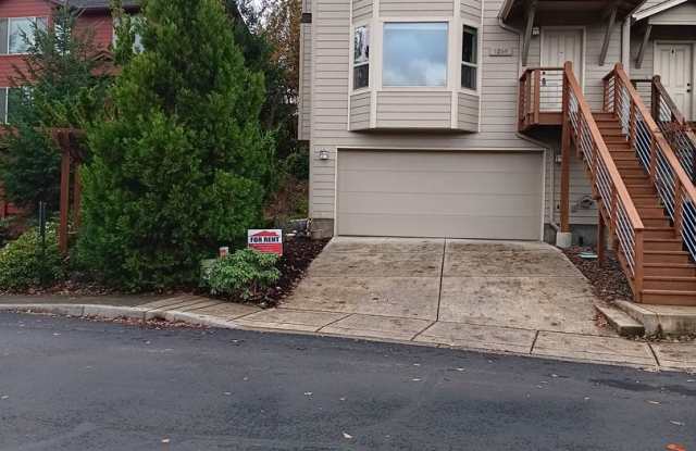 Beautiful Townhouse in West Salem is Ready For You! photos photos Beautiful Townhouse in West Salem is Ready For You! photos photos