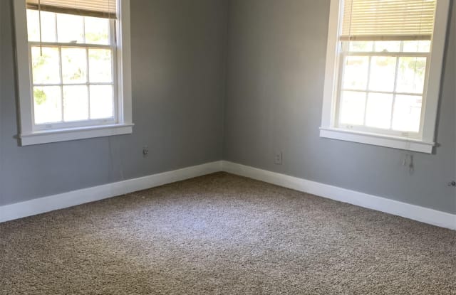 409 North Whitworth Avenue - 1 Gallery 2